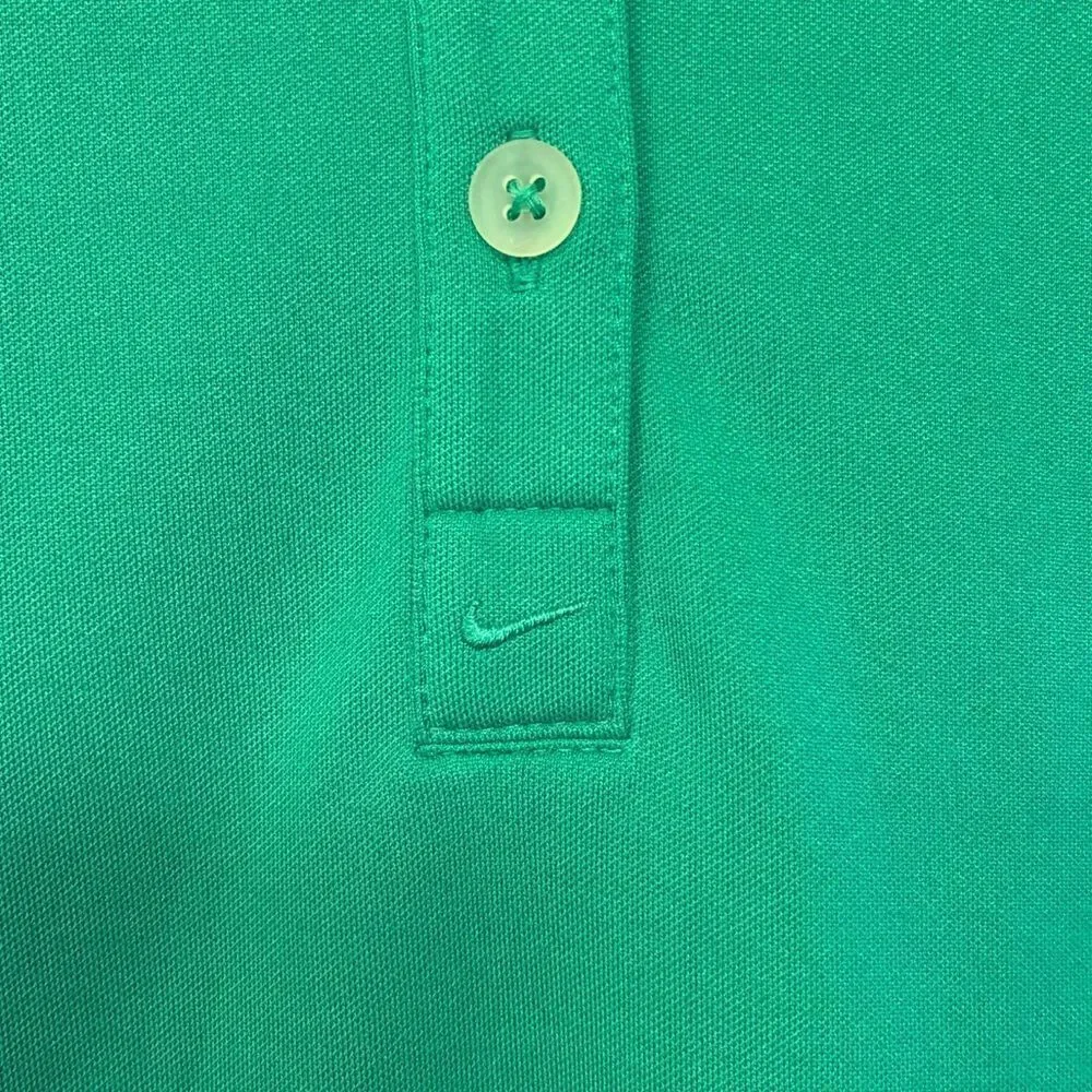NWOT NIKE Sleeveless Dri-Fit Victory Golf Polo Green Women’s Size Small